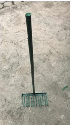 Strong Garden Weeding Rake – Hand Tool for Soil Cleaning & Root Removal - image 2