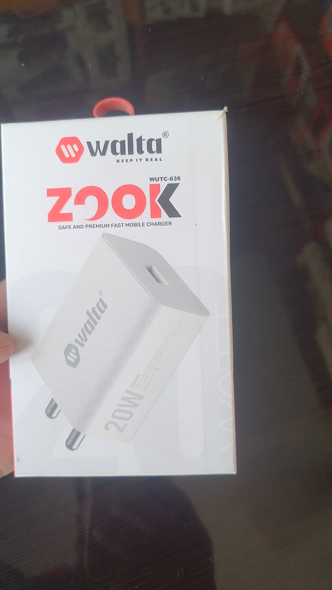 Zoom 20watt Charger - image 1